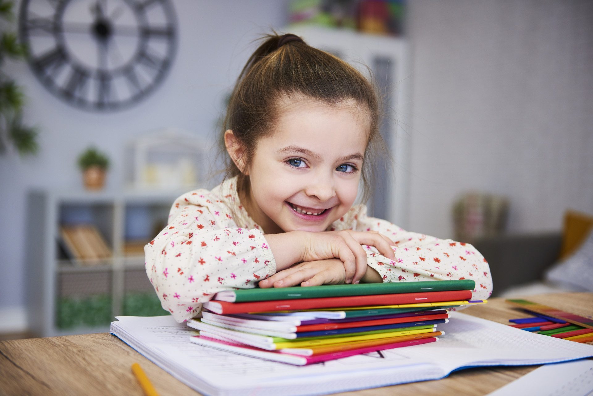 petite fille à l'école
