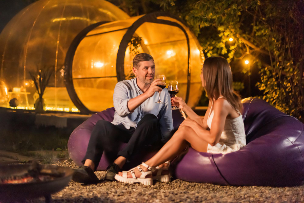 une tente glamping