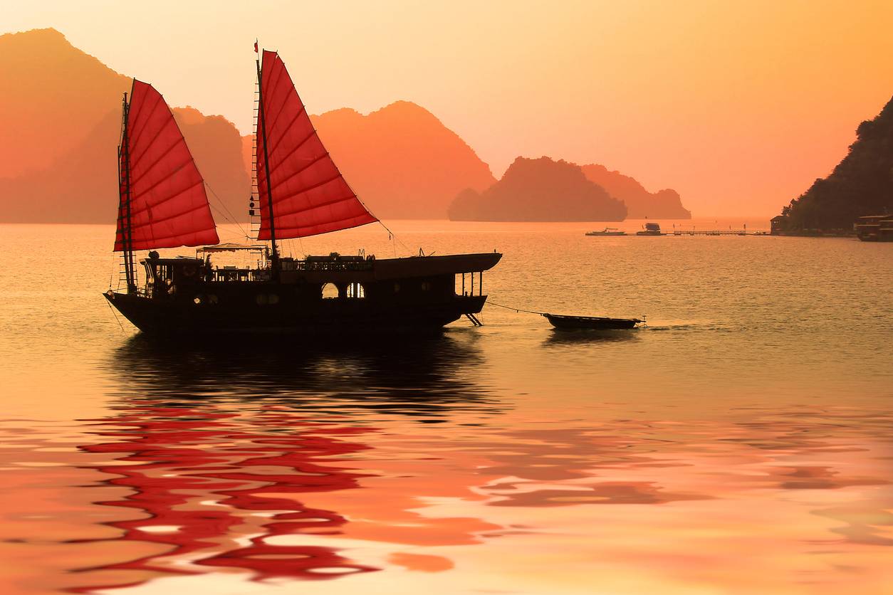 Croisière en jonque sur baie d'Halong