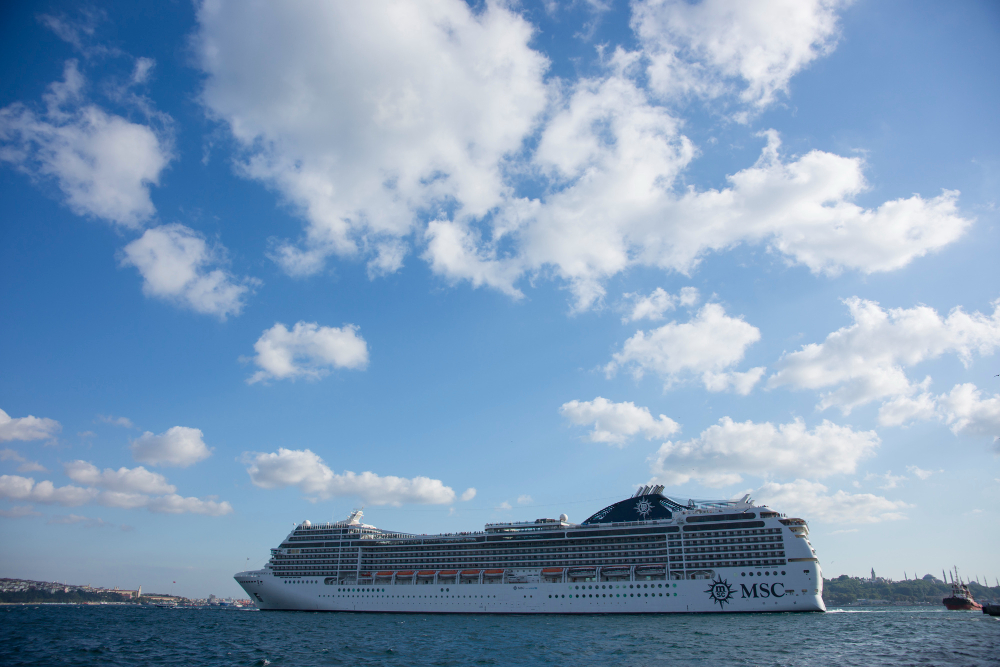un navire de croisière