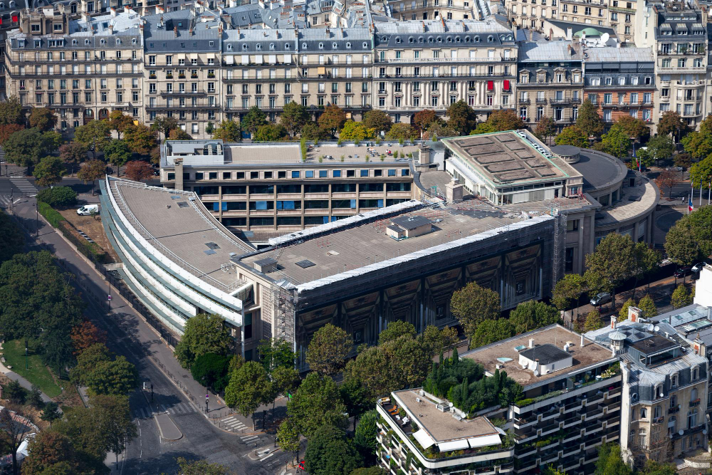 vue d'en haut d'un hopital de paris